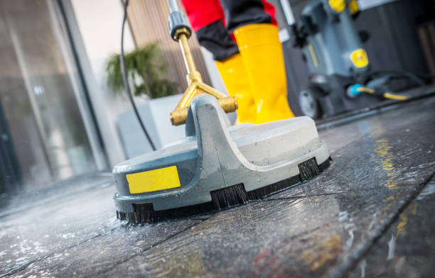 Best Commercial Pressure Washing  in Campton Hls, IL